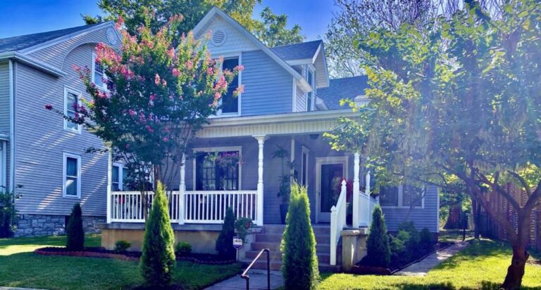 Smith House