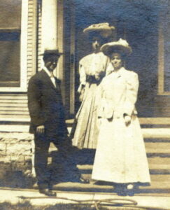 Portrait of Net and Nell Murphy