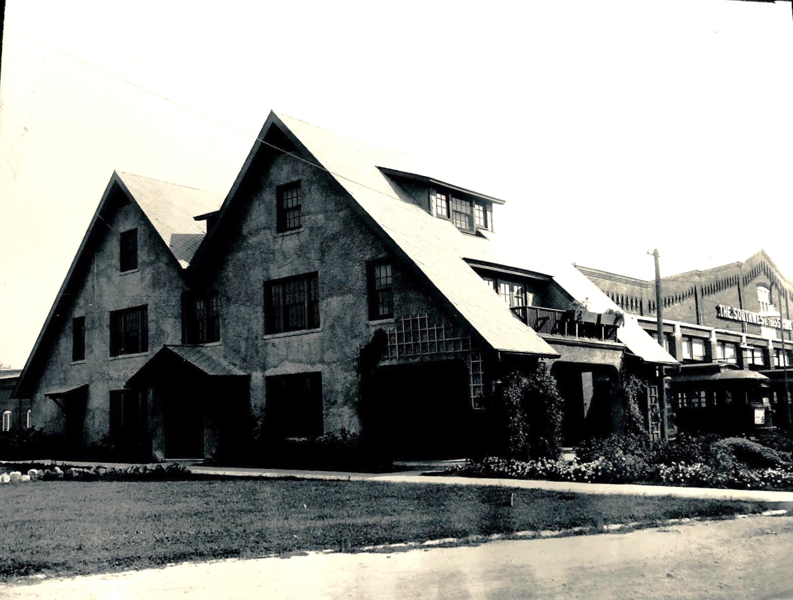  SOUTHWEST MISSOURI RAILROAD CLUBHOUSE 