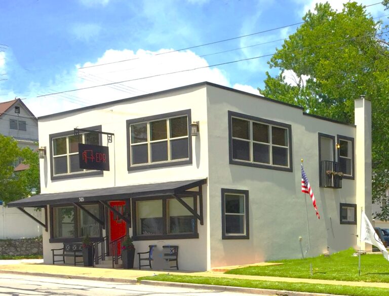 505 W 2nd Morgan's Grocery store
